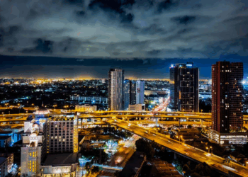 Niño Llama a la Policía por un Abrazo 😳🚓_part2