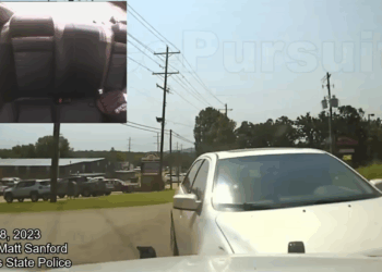 Persecuciones policiales de alta velocidad más brutales 🚓💨(5)-Ver la parte 2 en los comentarios_part2