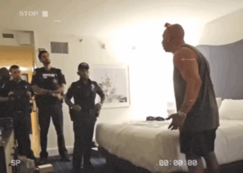 Cuando TikTokers Engreídos Se Dan Cuenta De Que Han Sido Expuestos 😱📱_part2