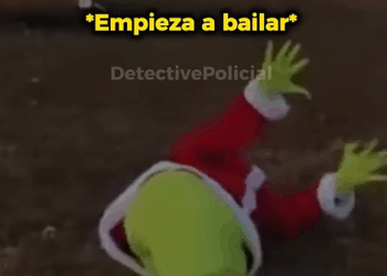 Policías Detienen al Grinch y Salvan la Navidad Momento Captado por Bodycam_part2