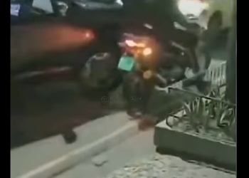 Mulher de Carro Blindado REAGE Assalto no RJ! #crime part2