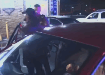 T1202004 Armas encontradas en una detención de tránsito Vida Policial part2