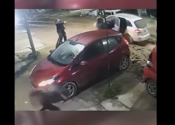 Este sargento demuestra una atención impecable part2