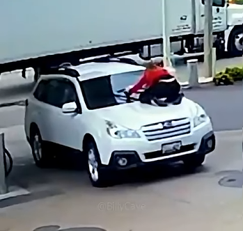 Mulher REAGE Impede Roubo de Carro! #crime part2