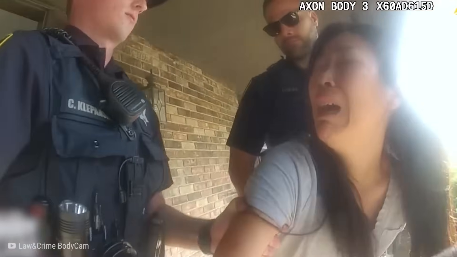 T2004021 Cuando Personas Idiotas Se Meten Con La Policía Equivocada… part2