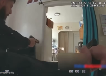 T2504005 Cuando Una Inspección Rutinaria De Bienestar Social Lleva Un Descubrimiento part2