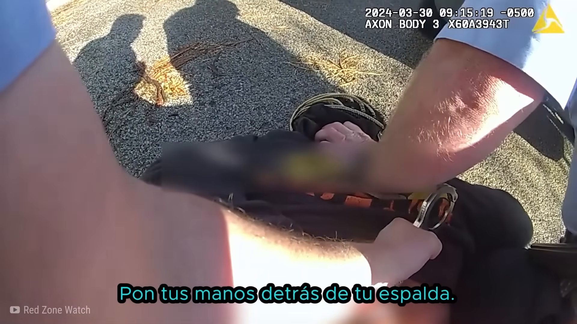 T2504013 Cuando Karens Tontas Tratan De Atacar Los Policías part2