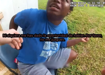 T0415009 Cuando Padres Se Hartan De Sus Hijos Malvados Llaman La Policía part2